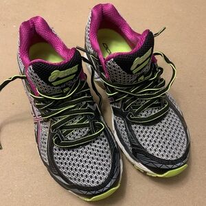 ASICS Women's Running Shoes - Size 7 - GT-2000 Silver Pink Black Green